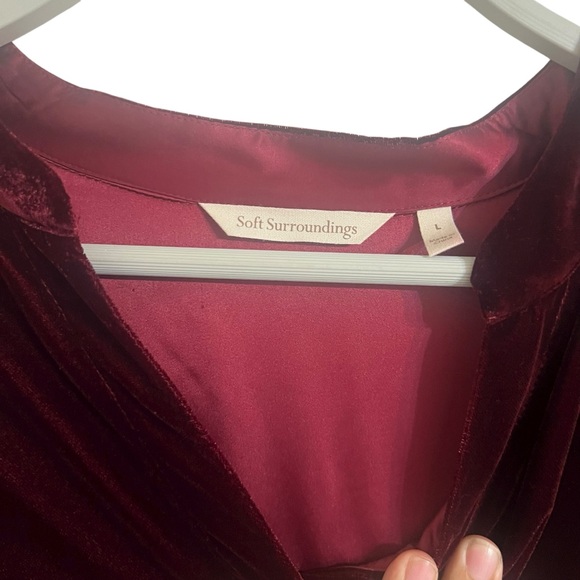 Soft Surroundings velvet blouse Red Burgundy holiday  Women's Top large festive - Picture 5 of 9